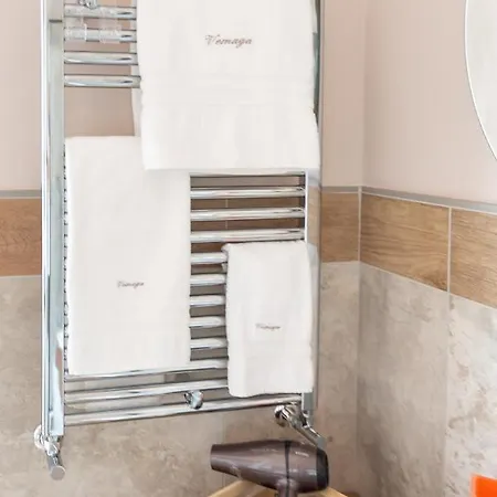Luxury Incantevole Apartament