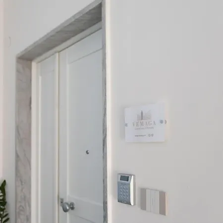 Apartament Luxury Incantevole Pompeja