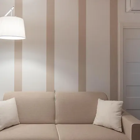Luxury Incantevole Apartament Pompeja